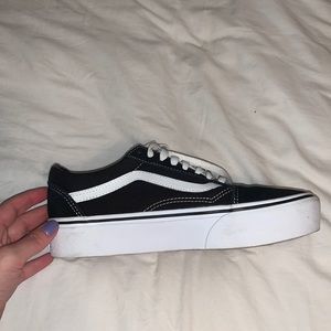 GREAT CONDITION black platform vans